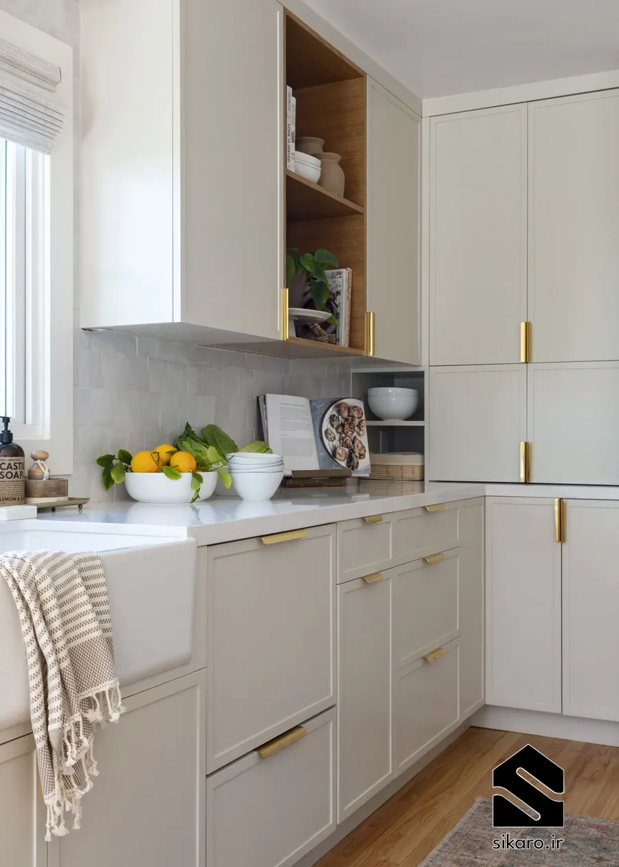 کابینت کرم مدرن با باکس دکوراتیو باز