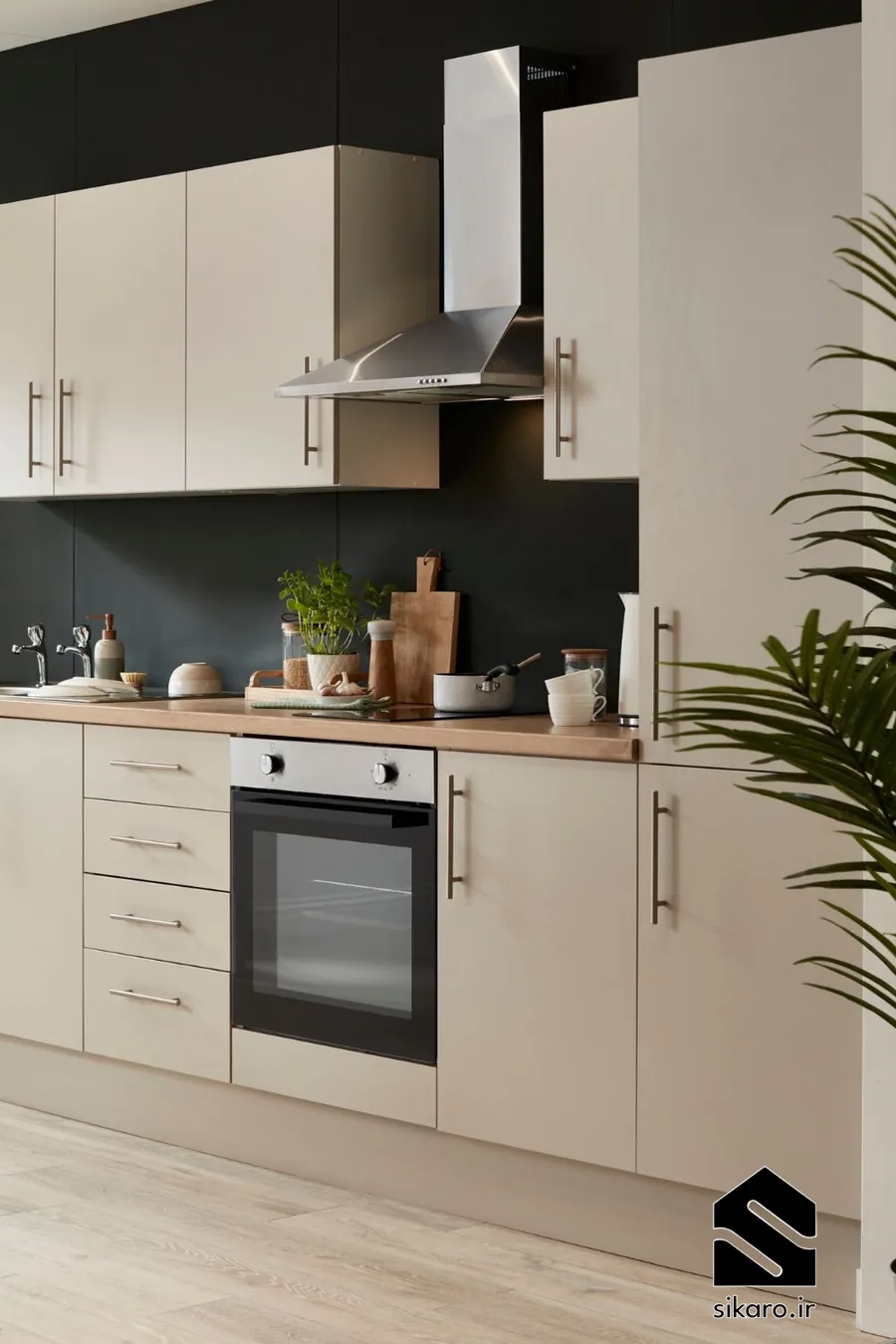 کابینت کرم مدرن با ترکیب چوب